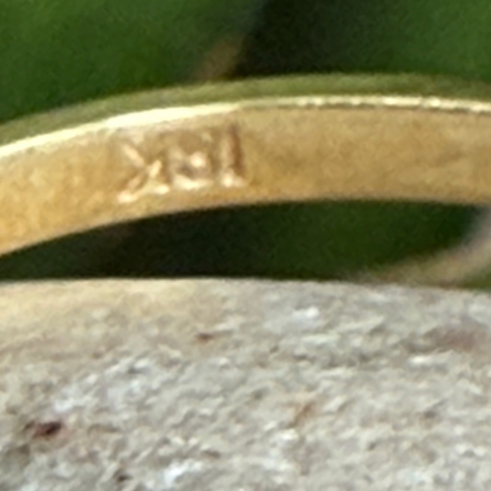18 karat gold emerald, and diamond Ring - Picture 4 of 6